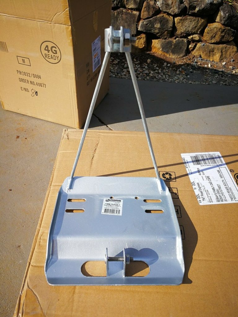 Tile Roof Mount Antenna The Antenna Company